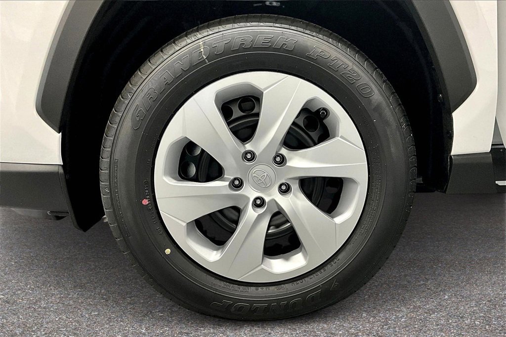 New 2025 Toyota RAV4 LE image 10