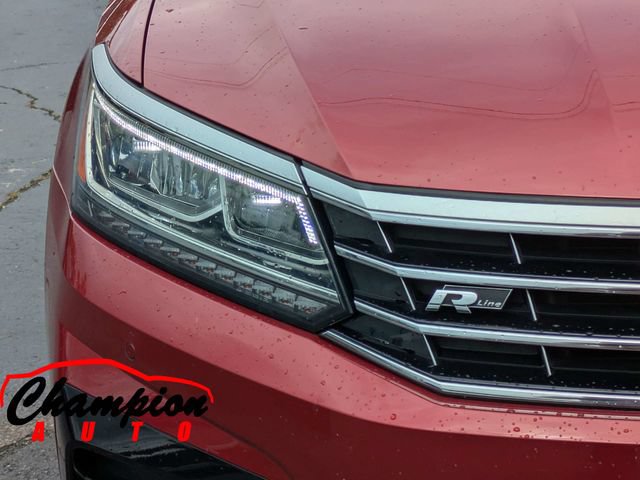 Used 2019 Volkswagen Passat 2.0T SE R-Line FWD image 11