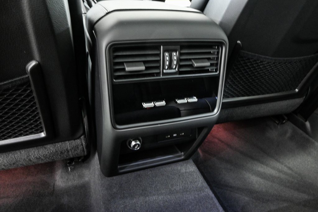 Certified 2025 Porsche Cayenne Coupe image 21