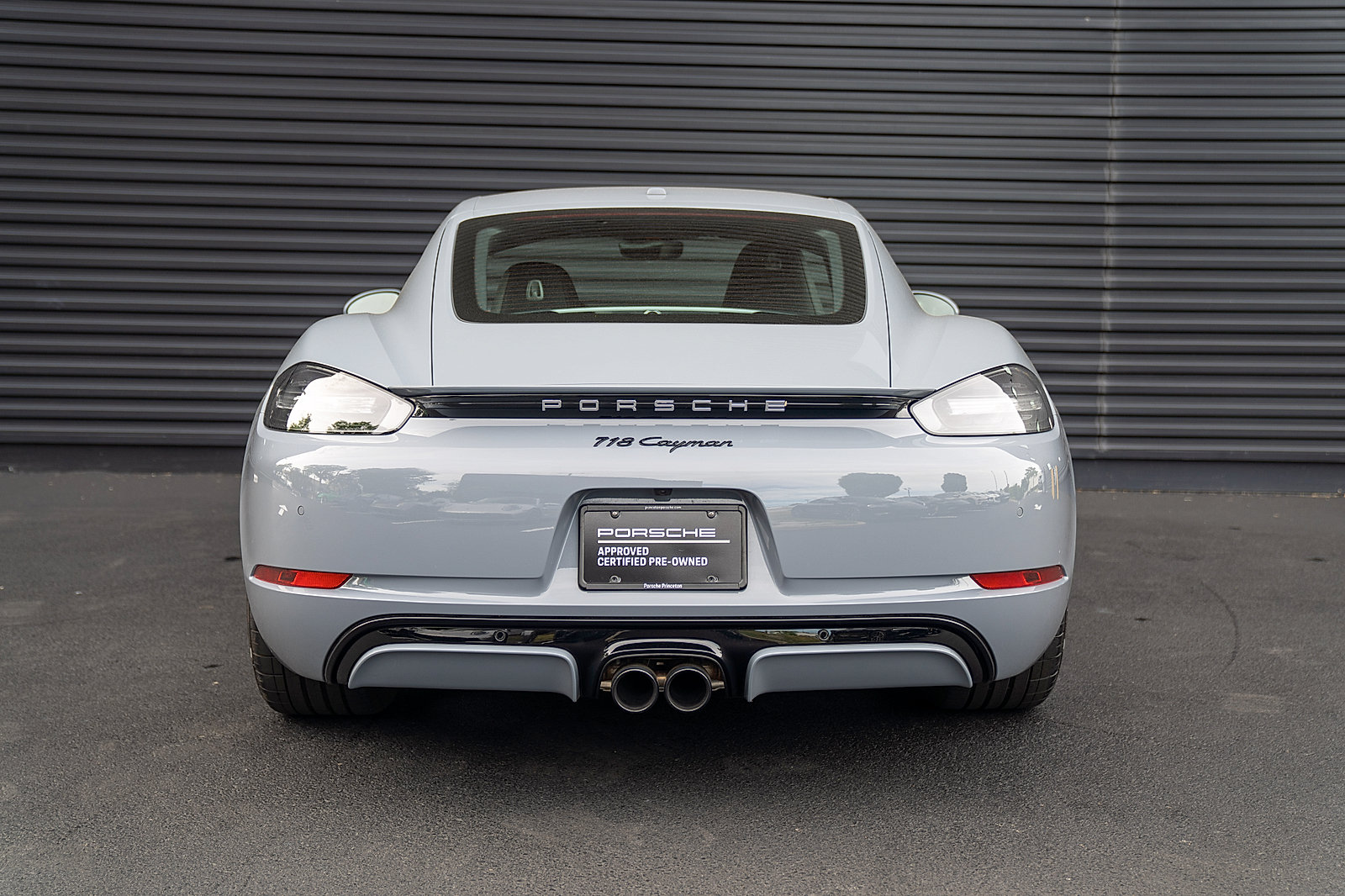 Used 2025 Porsche 718 Cayman RWD image 31