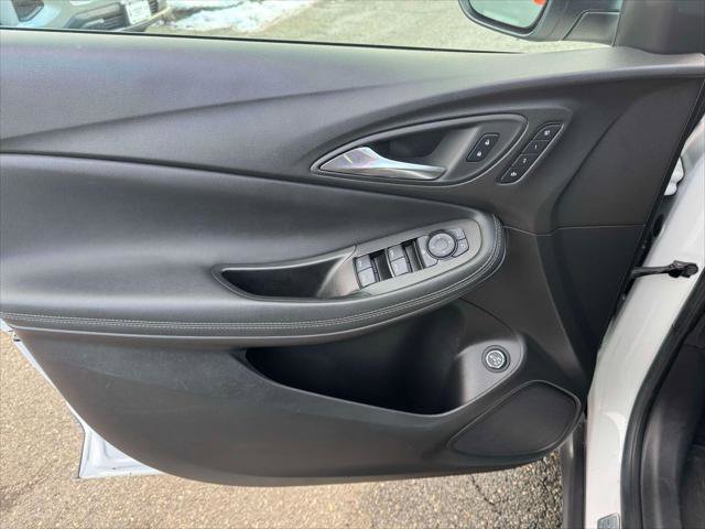 Used 2023 Buick Encore GX Essence w/ Experience Buick Package image 15