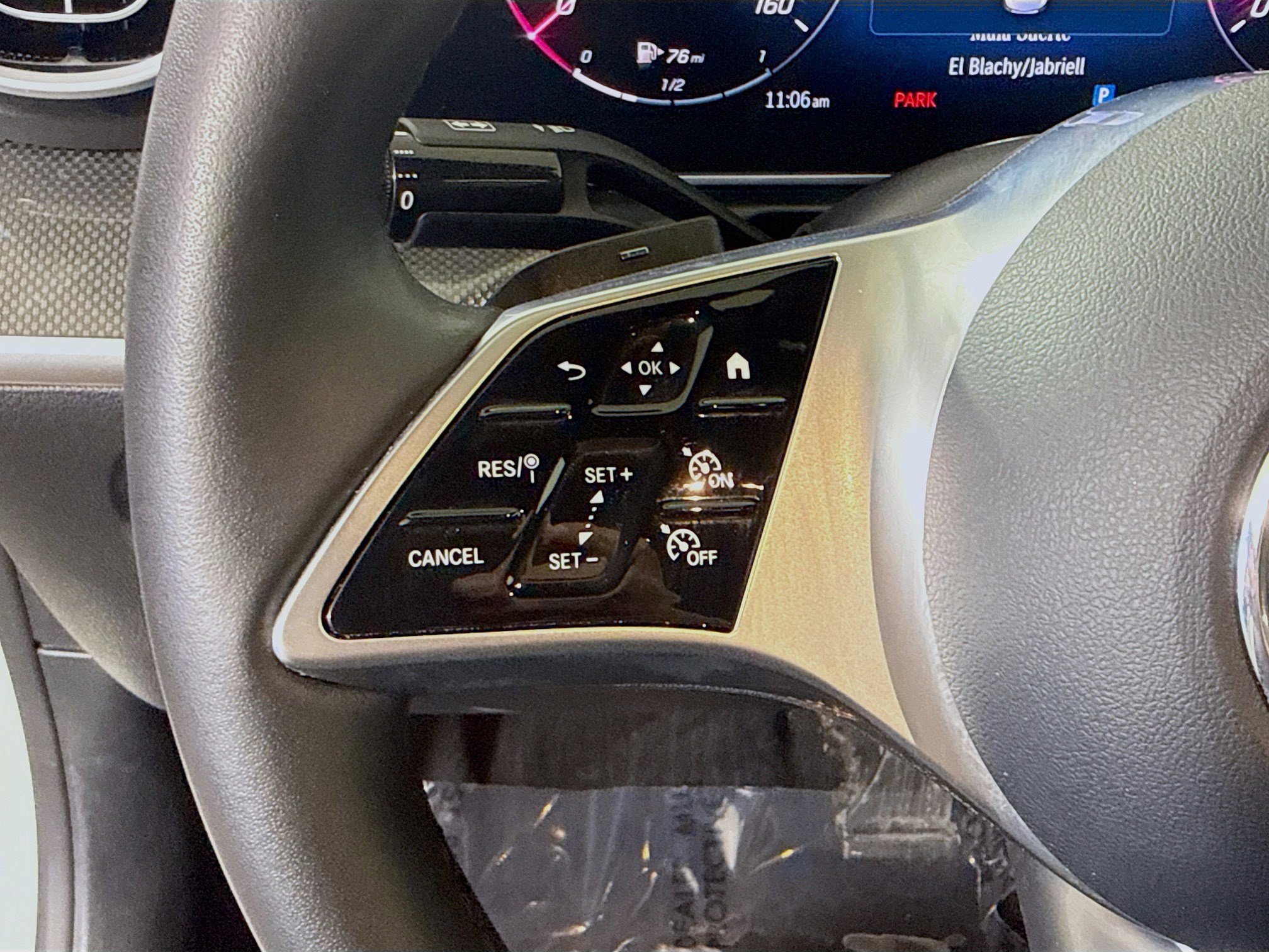 Used 2025 Mercedes-Benz C 300 4MATIC Sedan image 14