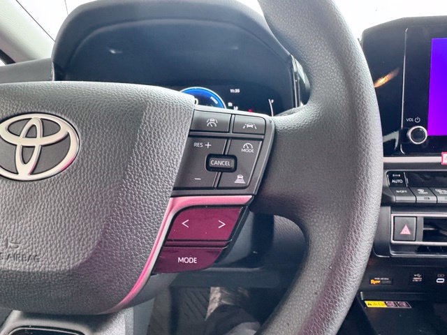 New 2026 Toyota Camry Hybrid FWD image 22