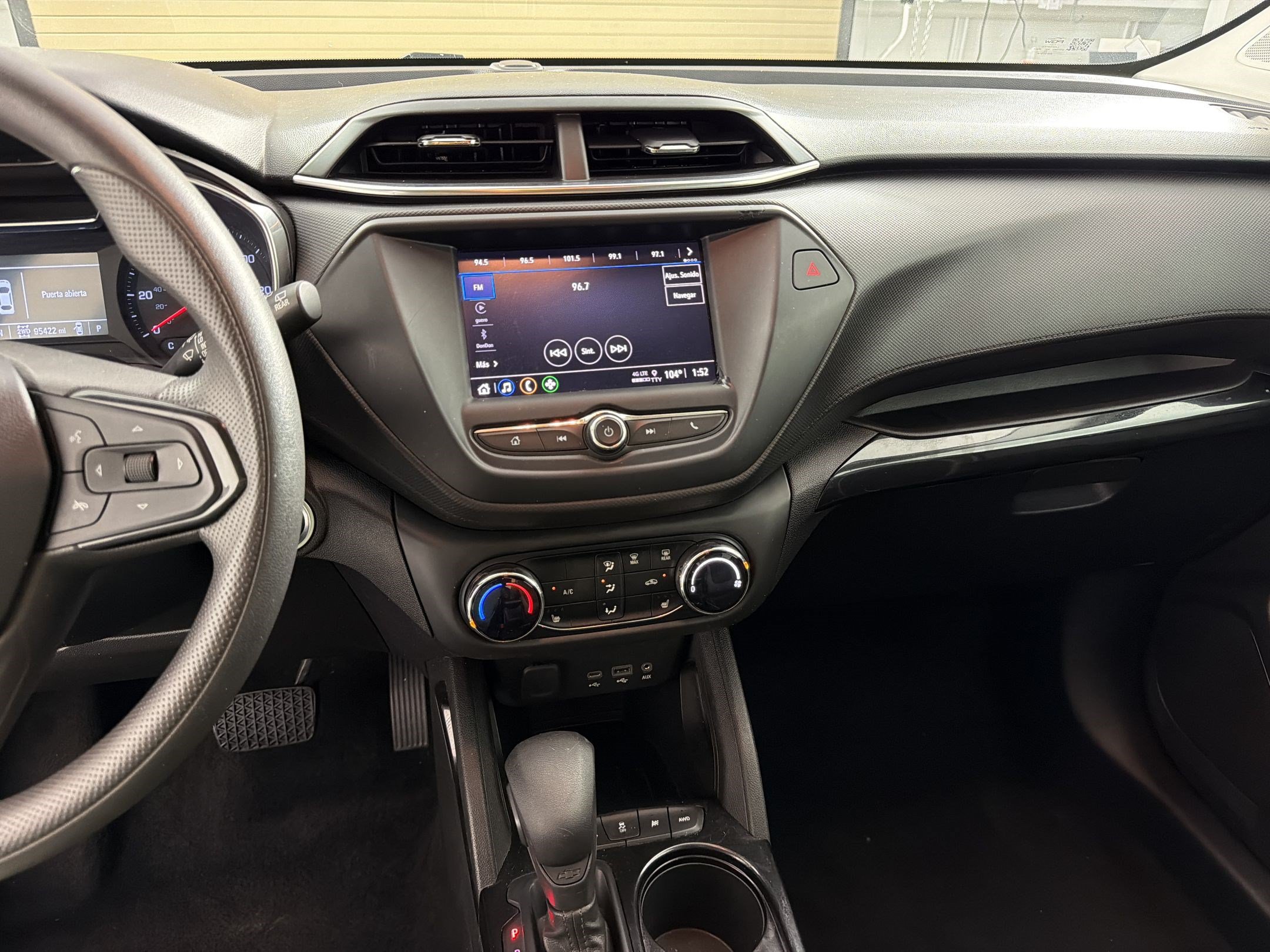 Used 2021 Chevrolet TrailBlazer LT AWD/4WD image 18