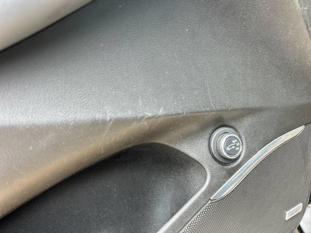 Used 2022 Buick Enclave Premium AWD/4WD image 35