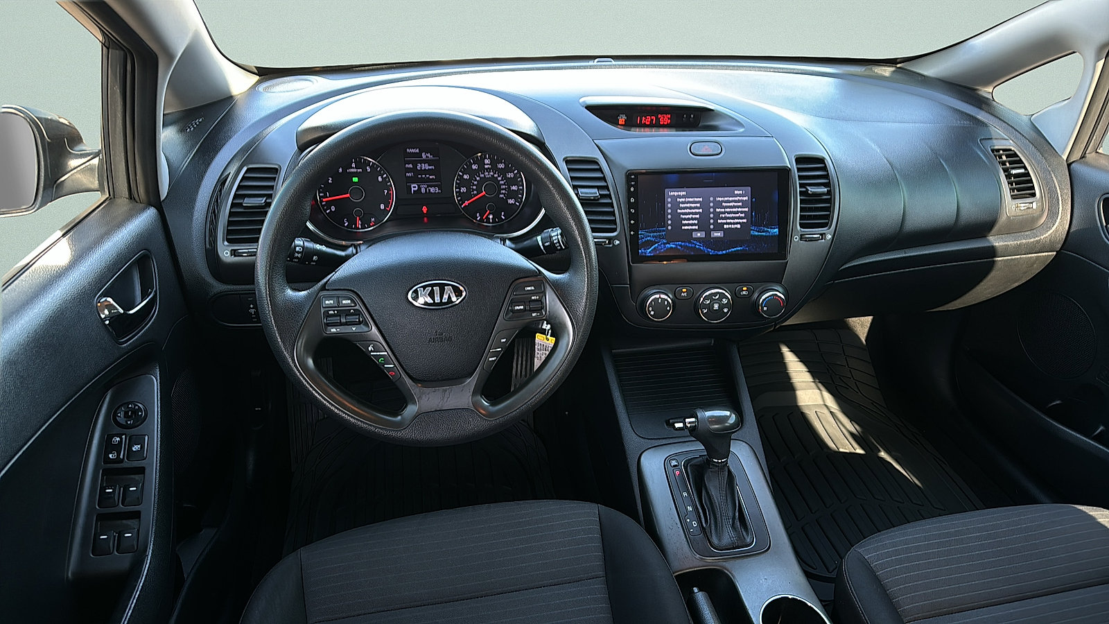 Used 2016 Kia Forte LX w/ LX Popular Plus Package FWD image 10