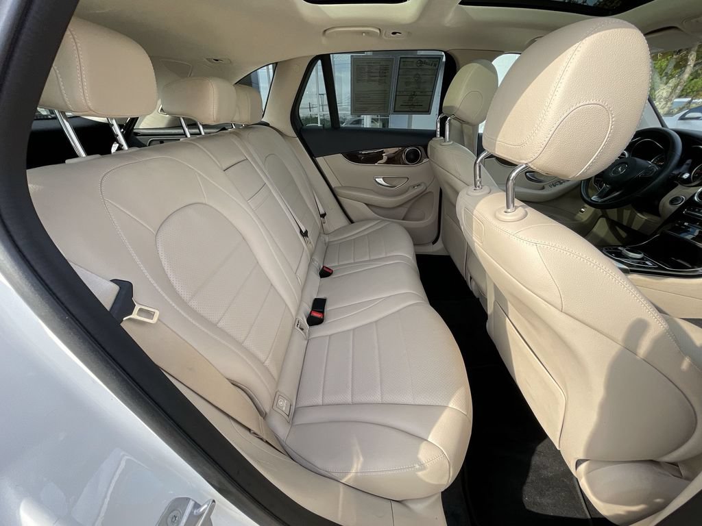 Used 2019 Mercedes-Benz GLC 300 image 26