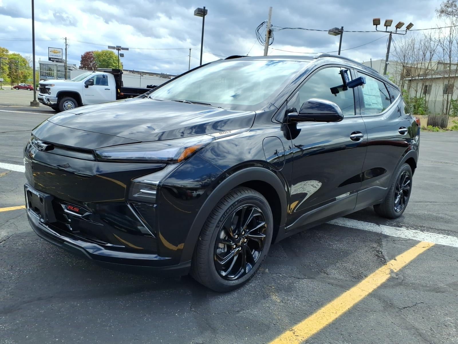 New 2027 Chevrolet Bolt RS w/ Technology Package FWD image 7