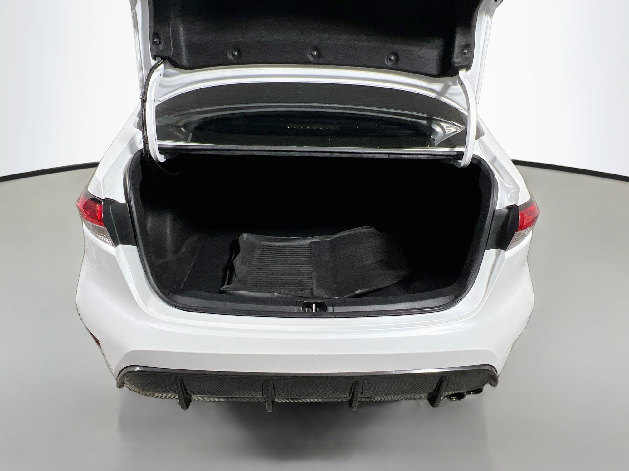 Used 2024 Toyota Corolla SE FWD image 31