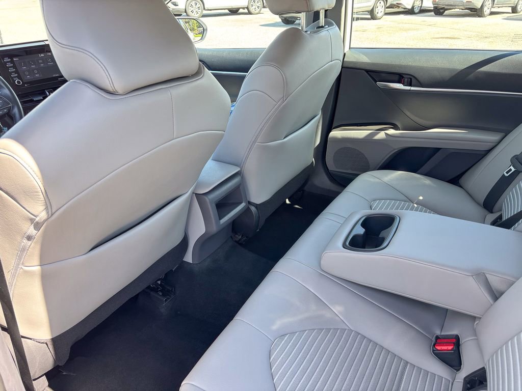 Used 2022 Toyota Camry SE FWD image 42