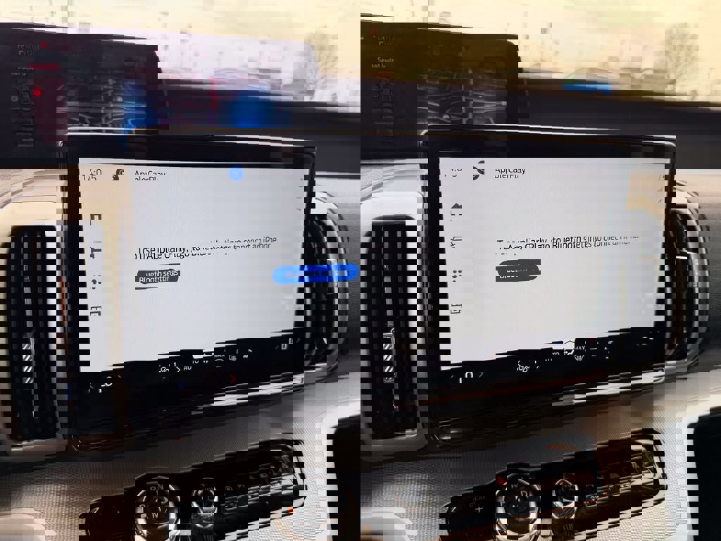 Certified 2025 Ford Expedition Active AWD/4WD image 26