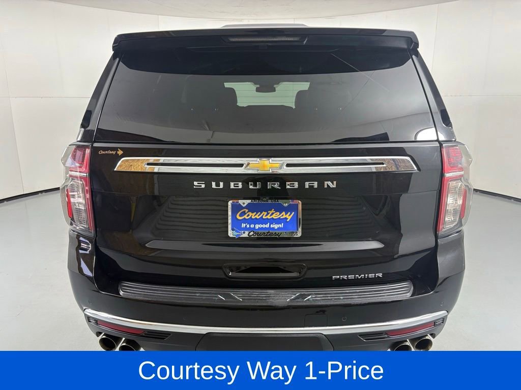 Used 2024 Chevrolet Suburban Premier RWD image 9