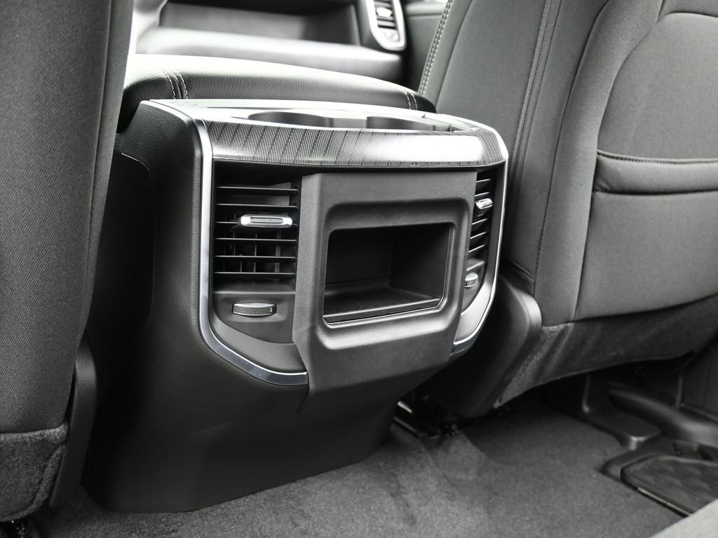 New 2026 RAM 1500 Express image 32