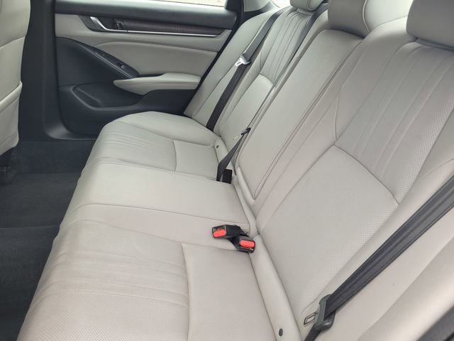 Used 2019 Honda Accord Touring image 15