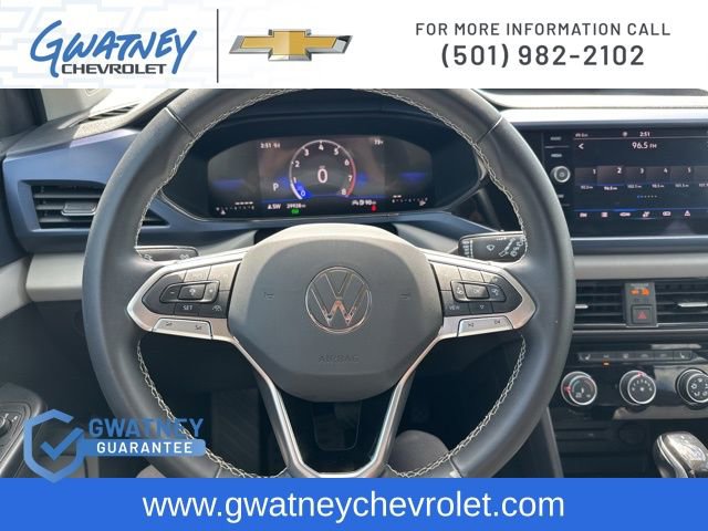 Used 2023 Volkswagen Taos SE image 16