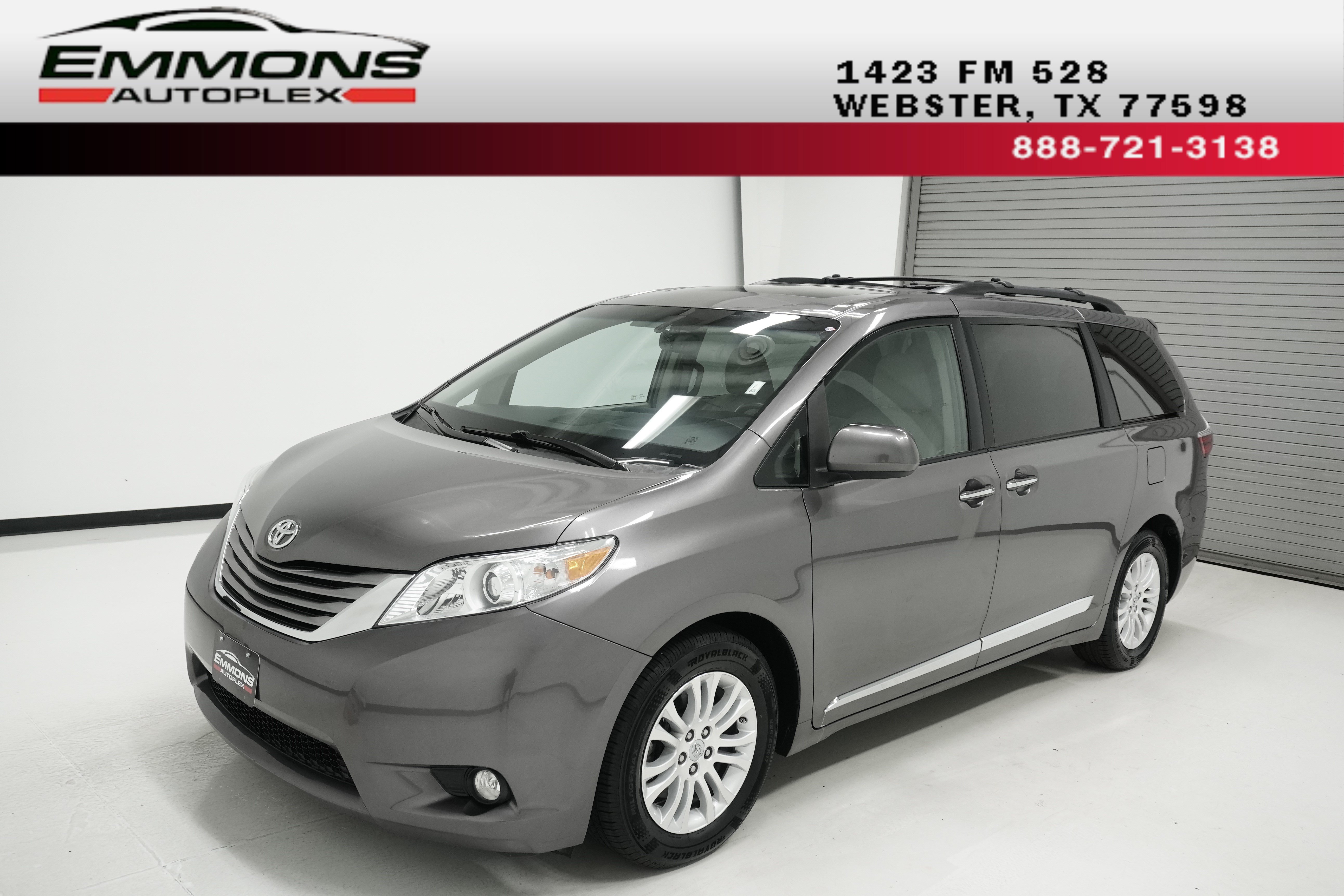 Used 2017 Toyota Sienna XLE w/ XLE Navigation Package