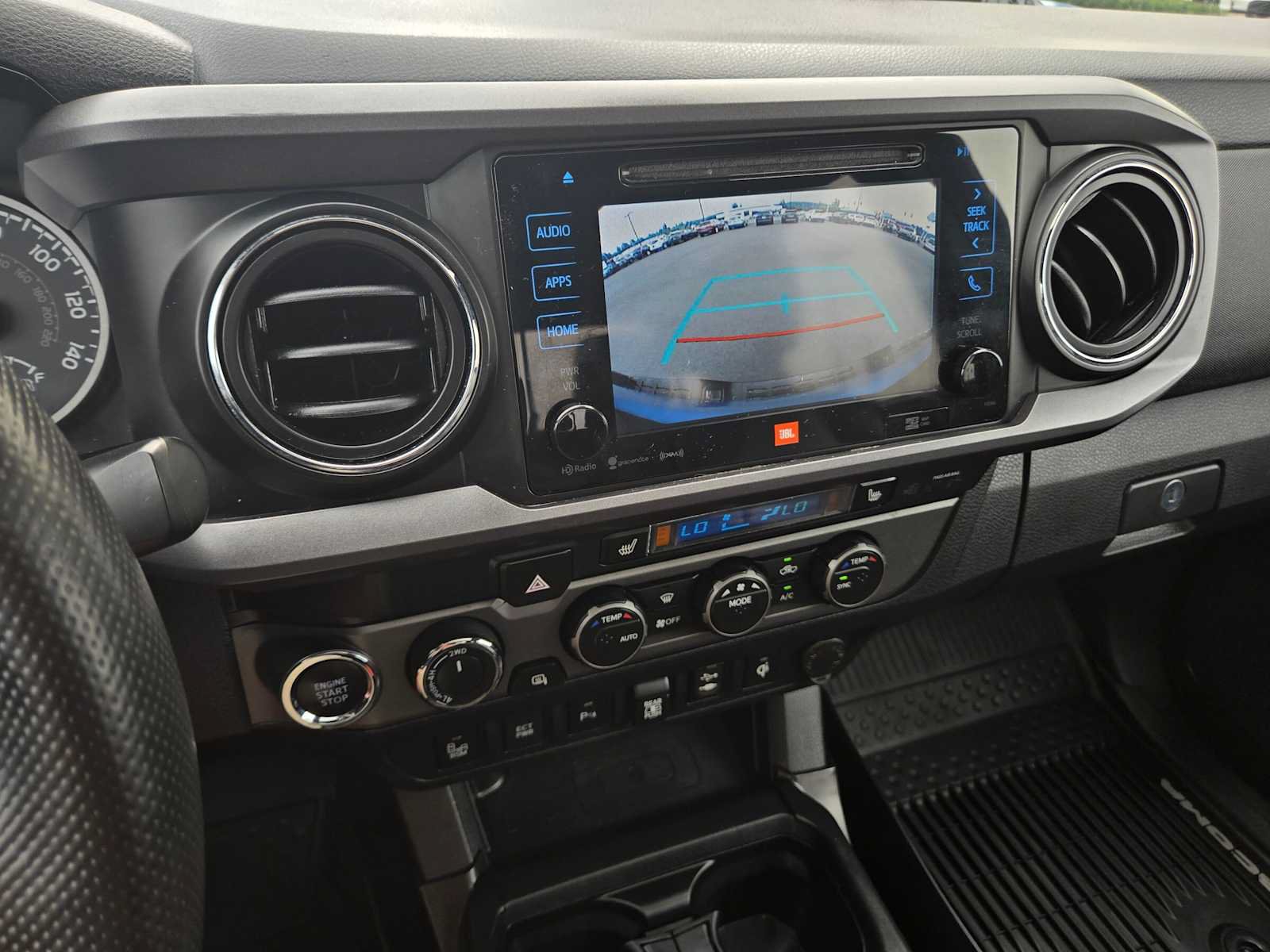 Used 2019 Toyota Tacoma TRD Off-Road AWD/4WD image 31