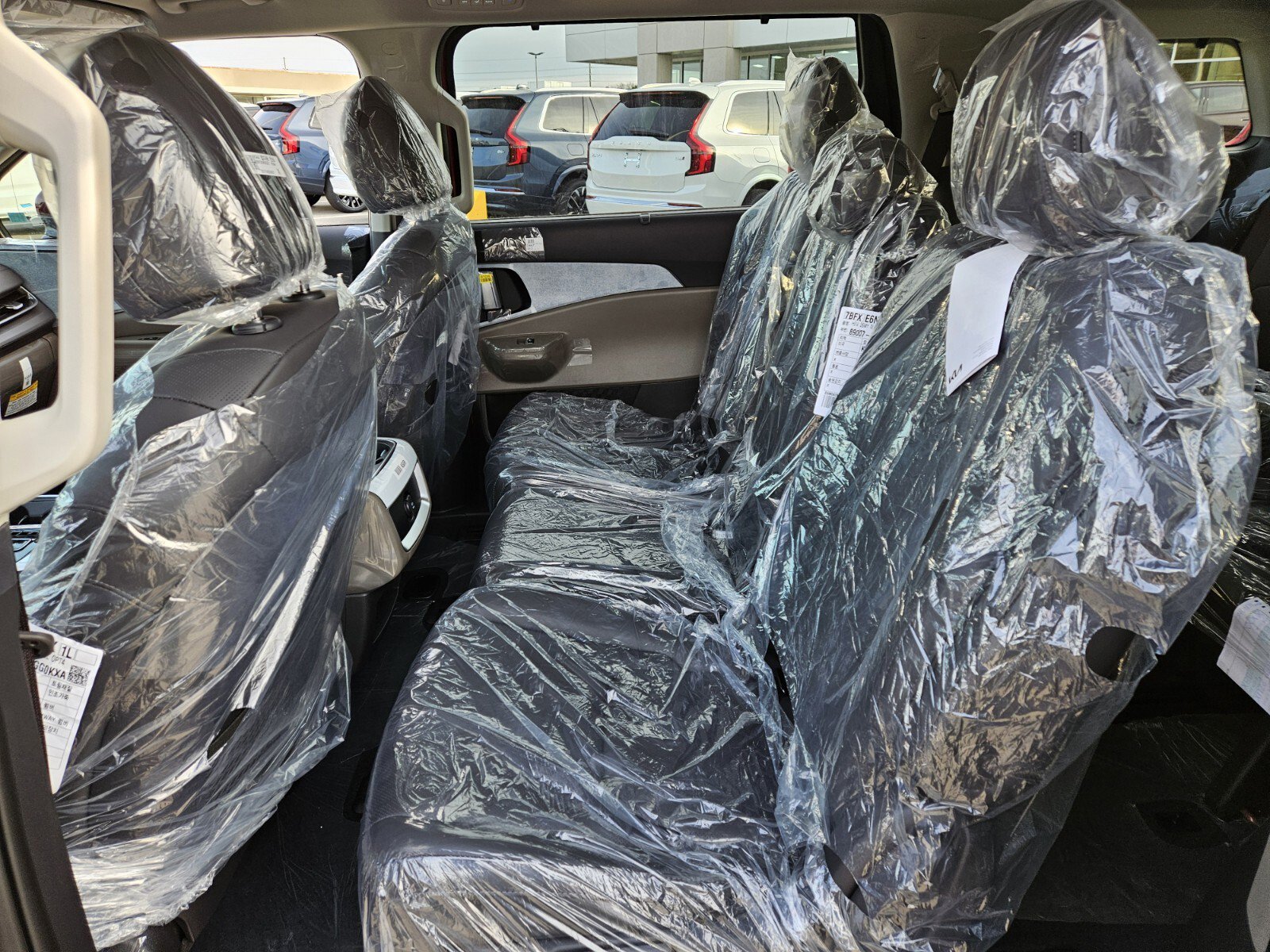 New 2026 Kia Carnival EX image 10