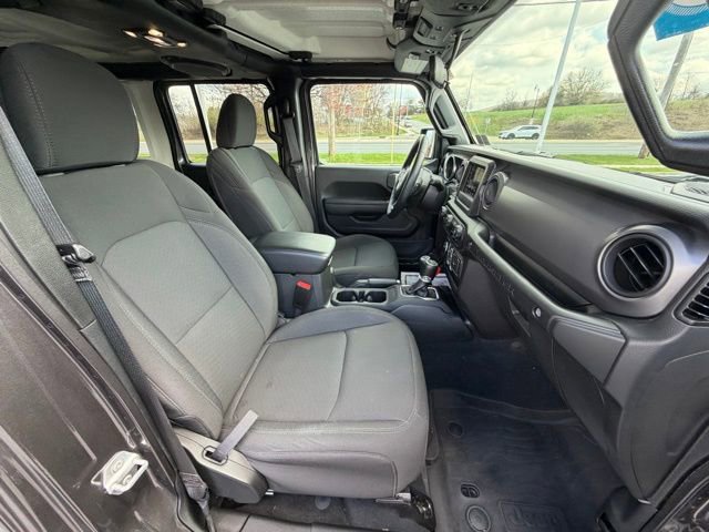 Used 2023 Jeep Wrangler Unlimited Sport AWD/4WD image 37