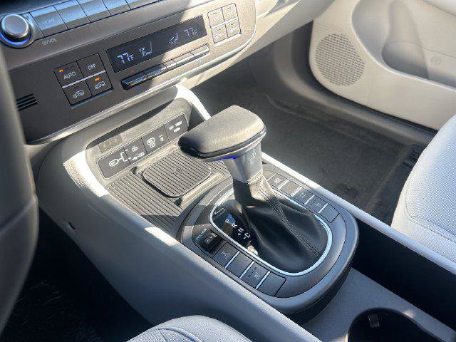 New 2027 Hyundai Kona SEL Sport AWD/4WD image 14