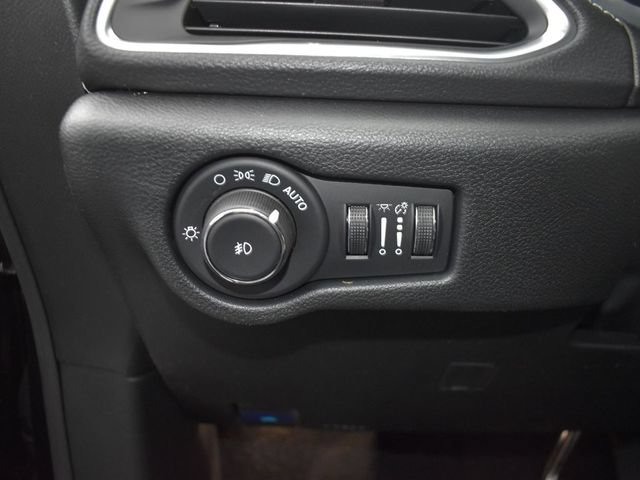 New 2026 Chrysler Pacifica Limited w/ S Appearance Package AWD/4WD image 14