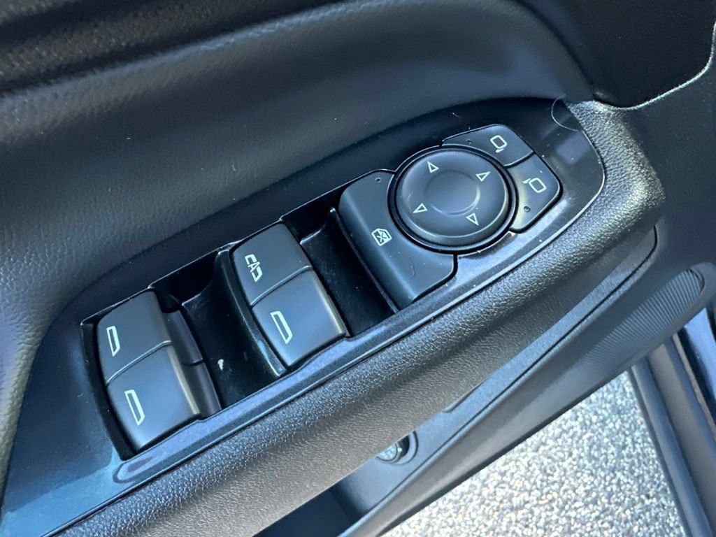 Used 2024 Chevrolet Equinox Premier AWD/4WD image 15