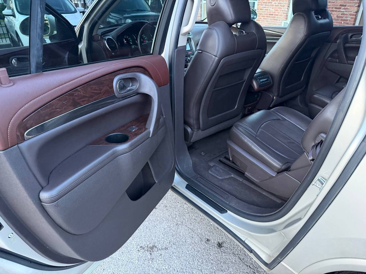 Used 2014 Buick Enclave Leather AWD/4WD image 13
