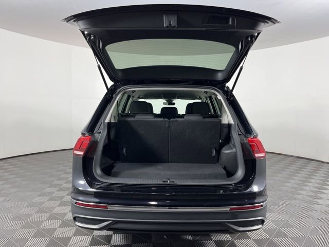 Used 2024 Volkswagen Tiguan S image 47