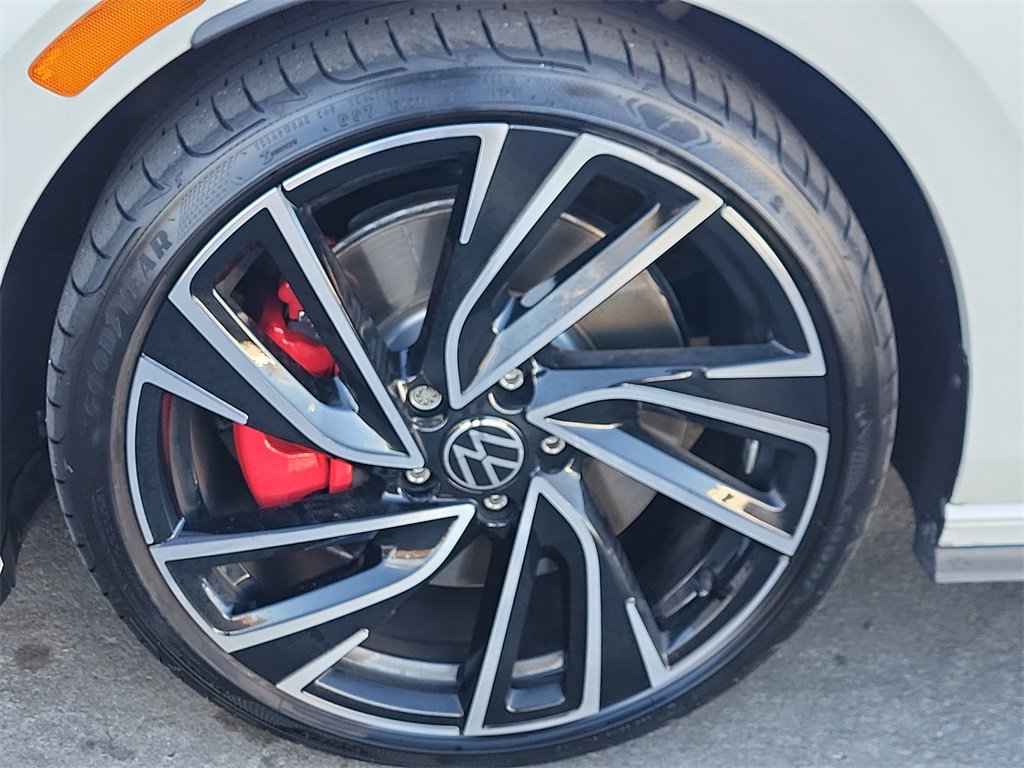 Used 2023 Volkswagen GTI Autobahn image 20