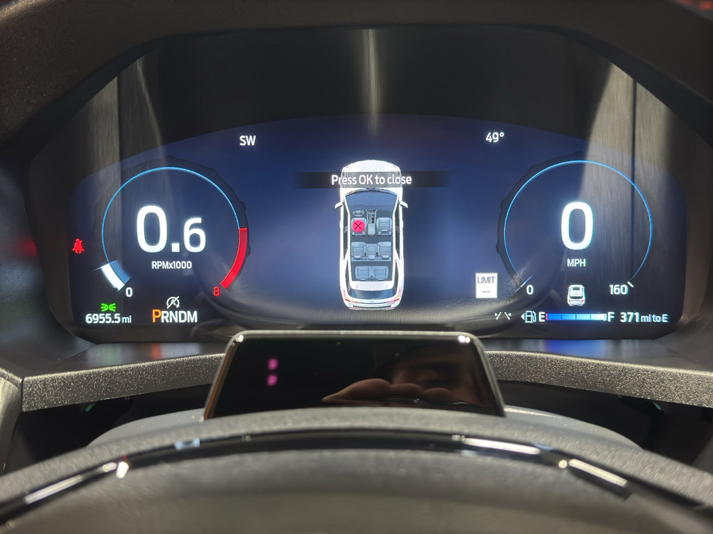 Used 2025 Ford Explorer ST image 28