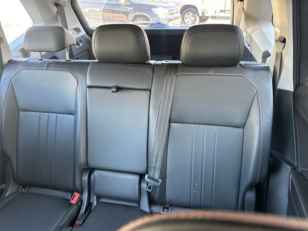 Used 2024 Volkswagen Tiguan Wolfsburg Edition image 13