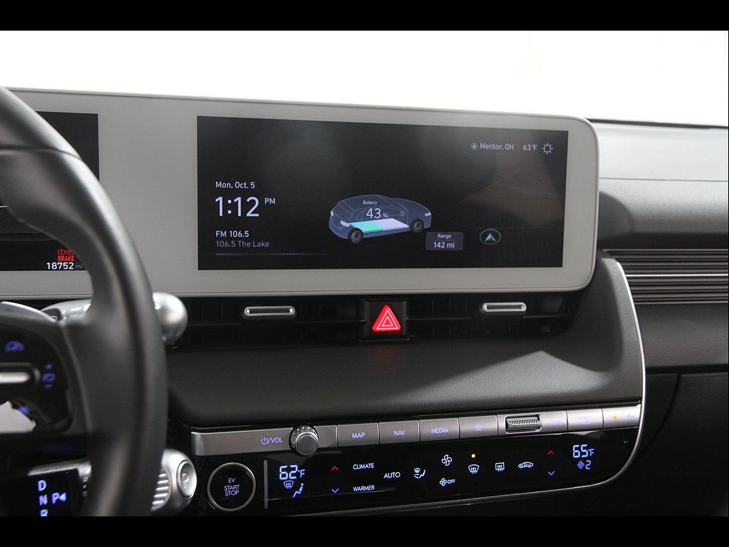 Certified 2024 Hyundai Ioniq 5 SEL AWD/4WD image 9