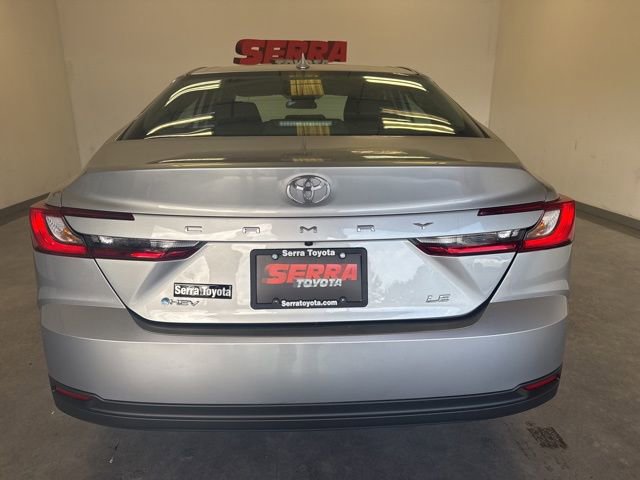 Used 2026 Toyota Camry LE image 5