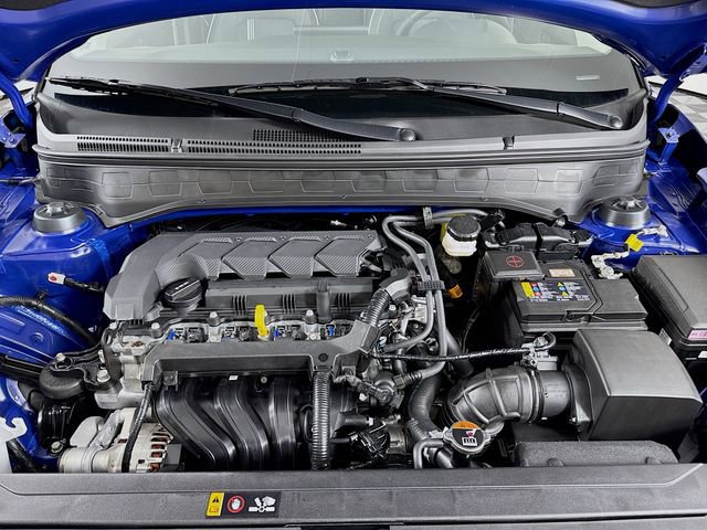 Used 2025 Hyundai Venue Limited FWD image 42