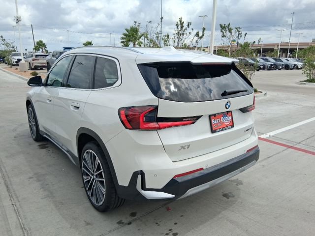 New 2026 BMW X1 xDrive28i w/ Convenience Package AWD/4WD image 4
