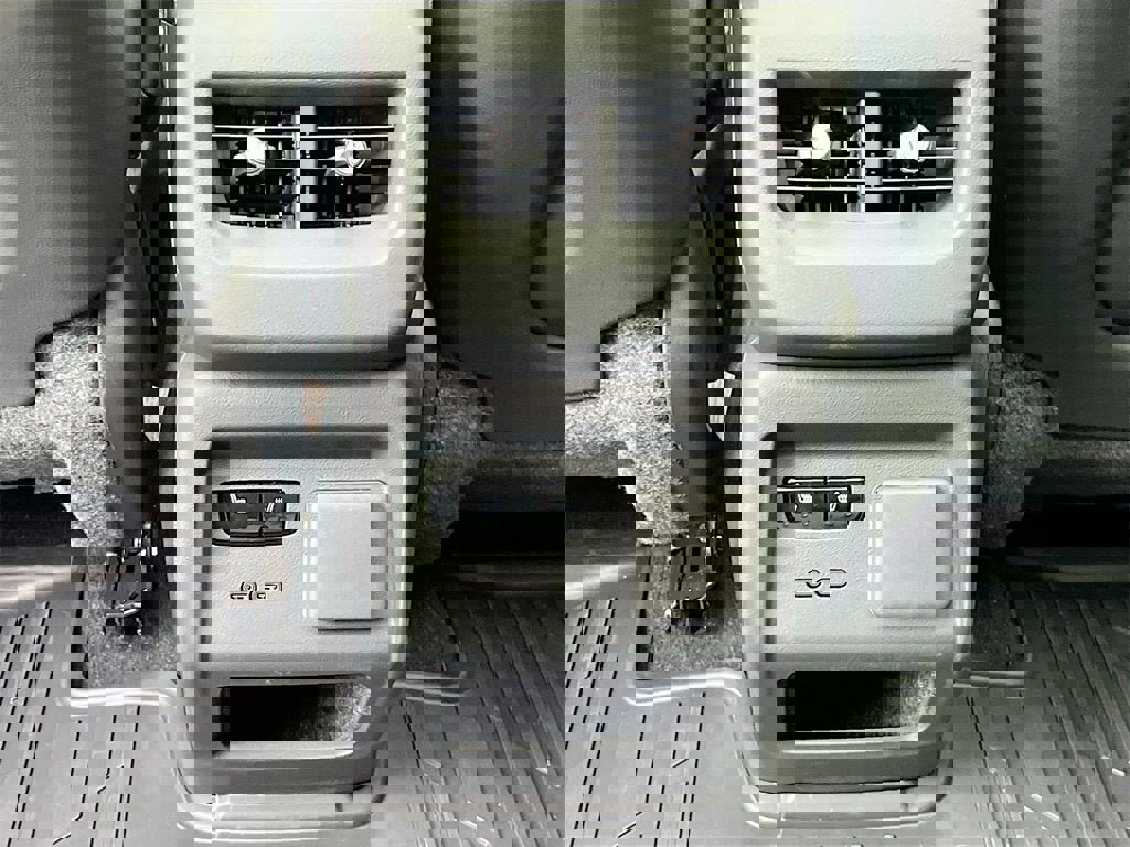 New 2026 Cadillac Optiq Sport 2 image 26