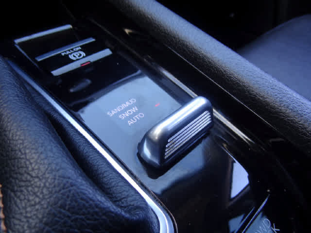 Used 2022 Jeep Compass Limited w/ Elite Group AWD/4WD image 47