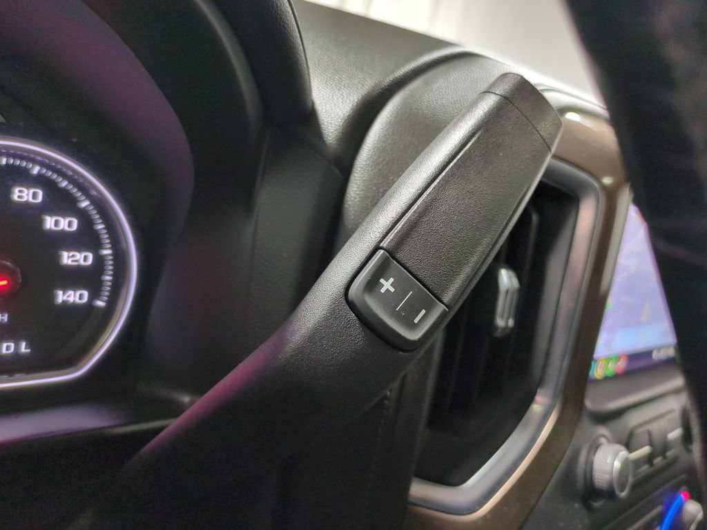 Used 2019 Chevrolet Silverado 1500 High Country w/ Technology Package image 40