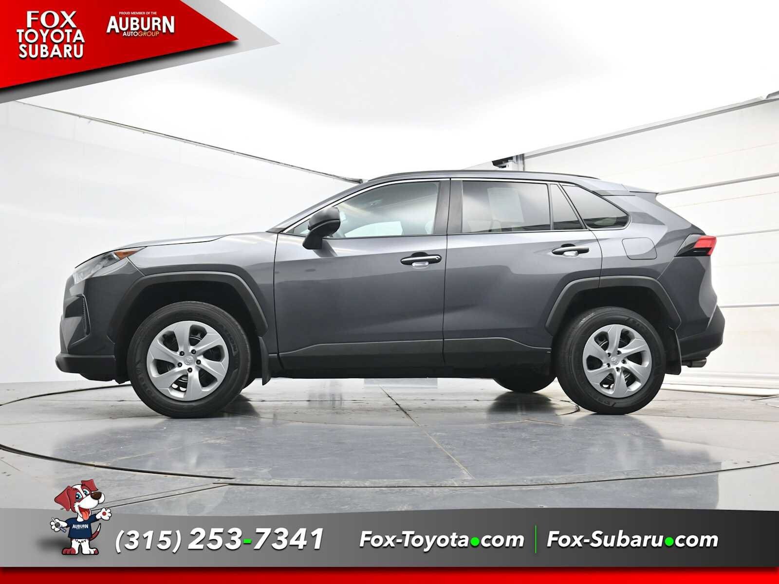 Used 2021 Toyota RAV4 LE AWD/4WD image 30