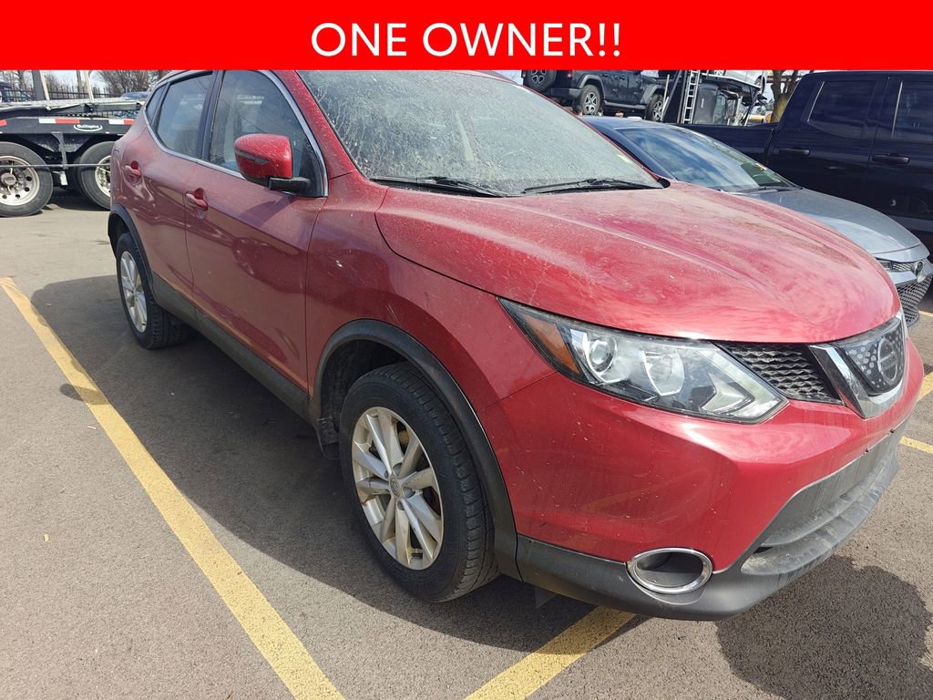 Used 2018 Nissan Rogue Sport SV w/ SV All-Weather Package image 3