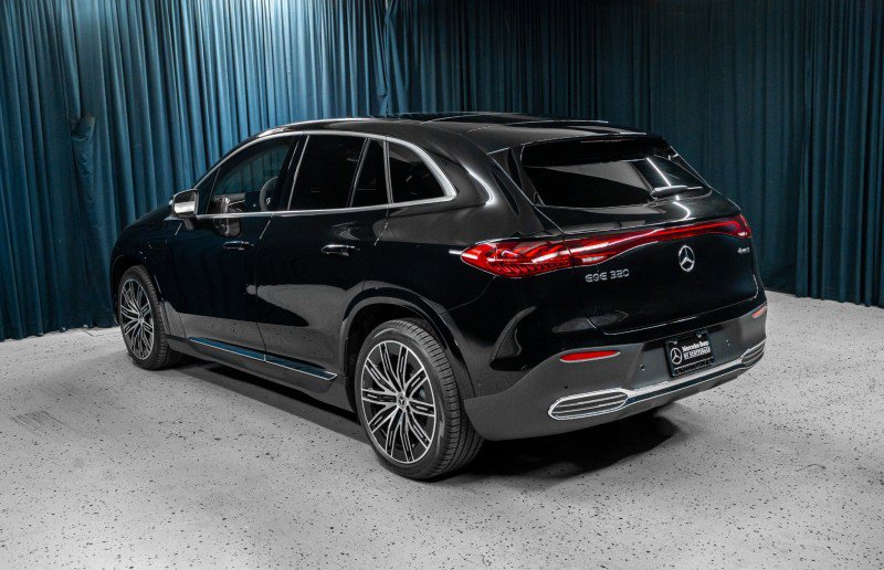 New 2026 Mercedes-Benz EQE 320 4MATIC SUV image 9