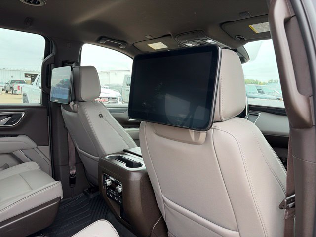 Used 2024 GMC Yukon XL SLT w/ SLT Luxury Package AWD/4WD image 50
