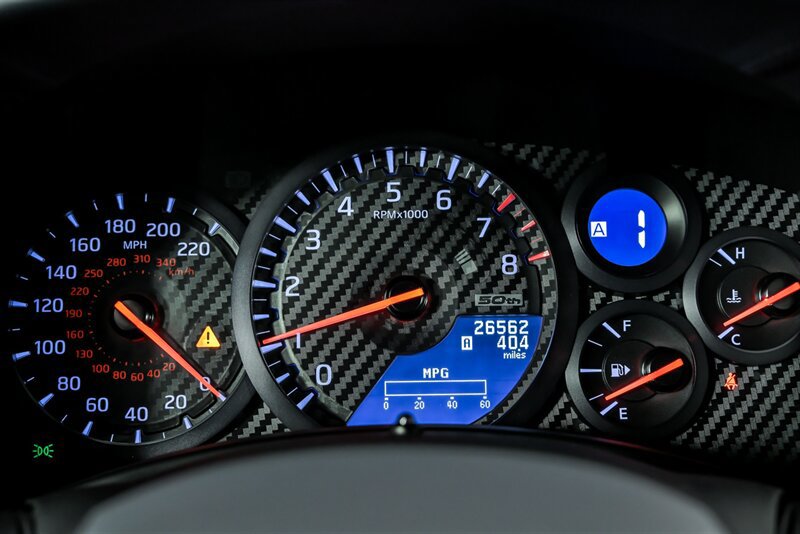 Used 2020 Nissan GT-R Premium AWD/4WD image 29