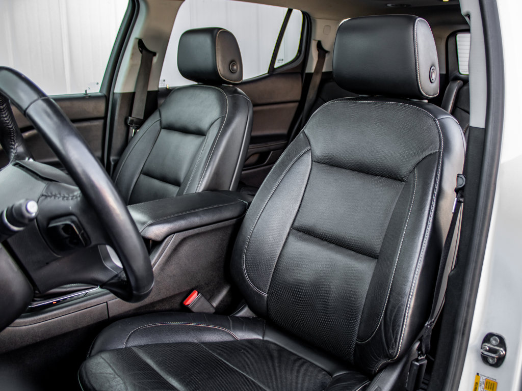 Used 2018 GMC Acadia SLT image 19