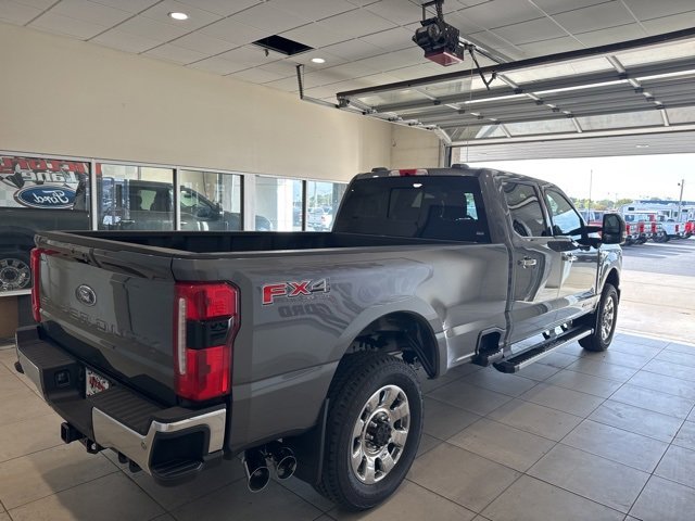 New 2026 Ford F350 4x4 Crew Cab Super Duty image 3
