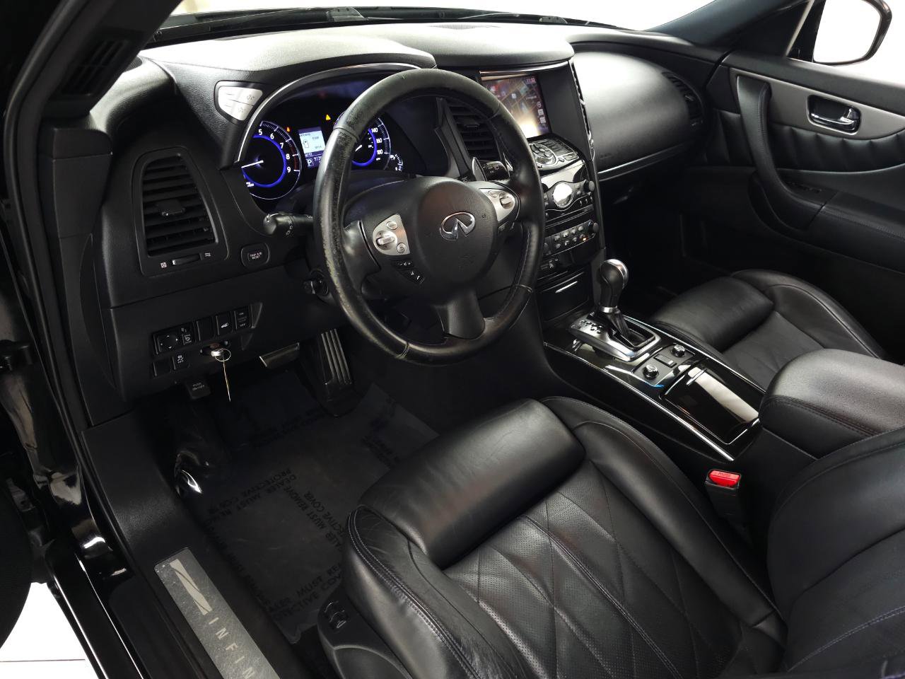 Used 2016 INFINITI QX70 AWD w/ Premium Package image 11
