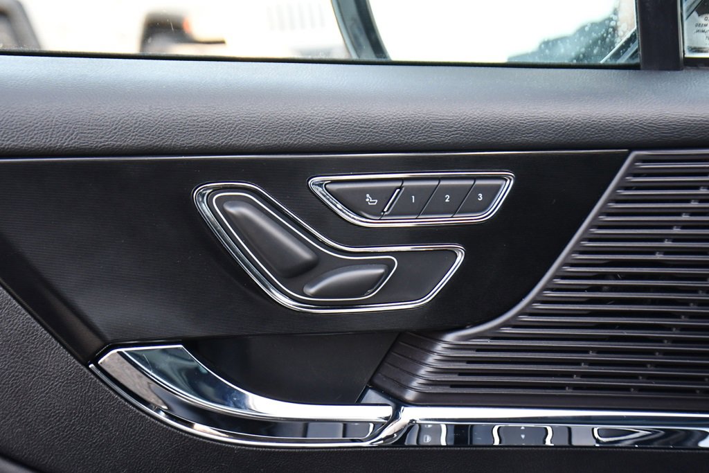 Used 2022 Lincoln Corsair Reserve w/ Elements Package image 14