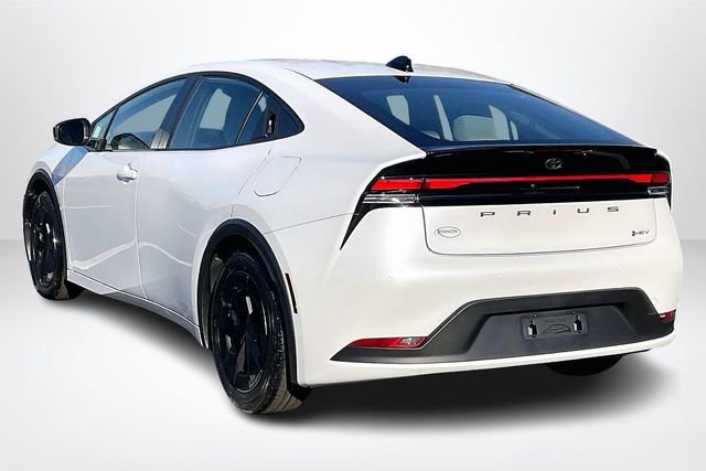 New 2026 Toyota Prius LE image 3