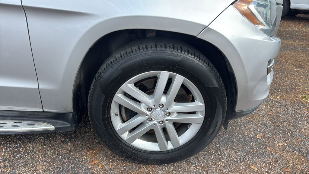Used 2013 Mercedes-Benz GL 450 4MATIC image 19