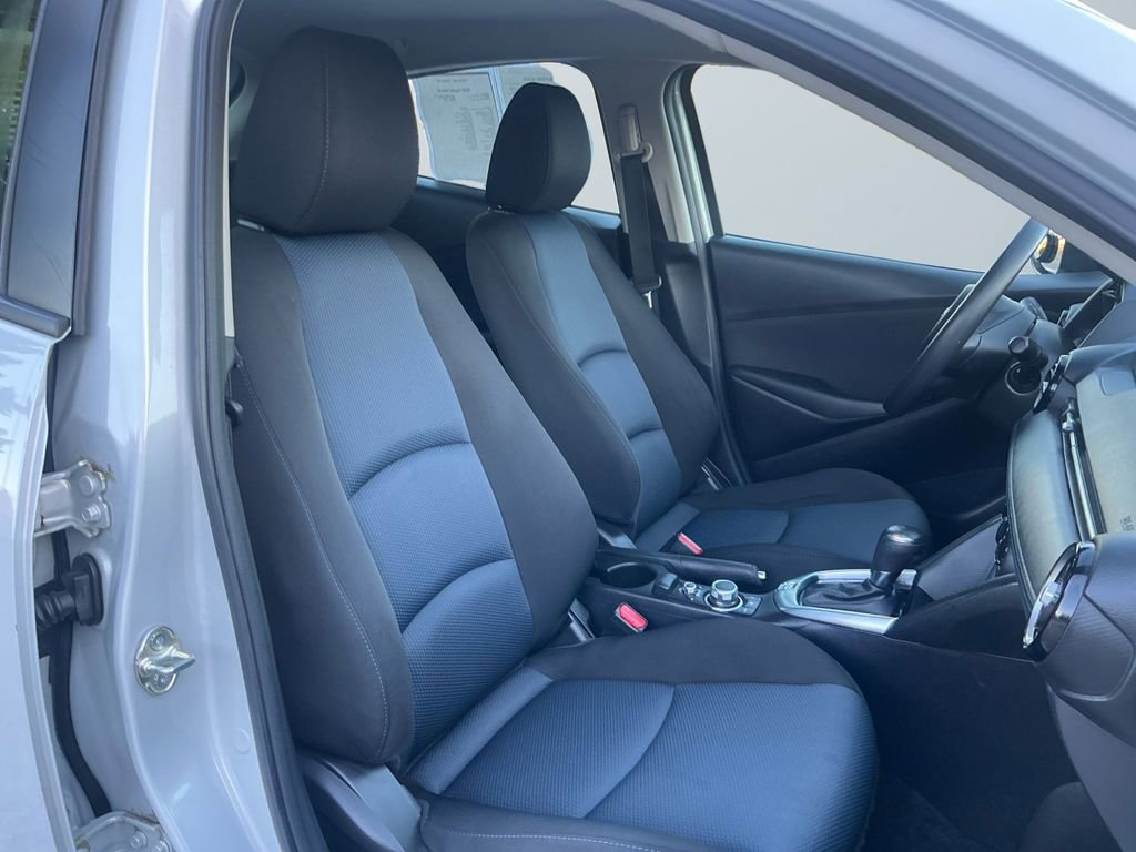 Used 2020 Toyota Yaris LE image 15